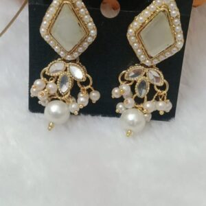 Kundan earrings